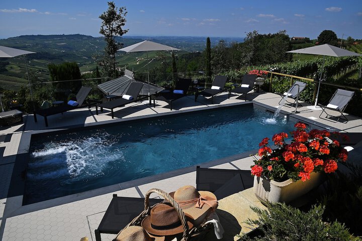 La Ribezza Boutique Hotel in Monforte d'Alba