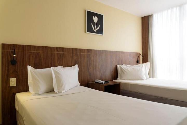 Room 3 of 39