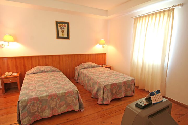 Room 19 of 95