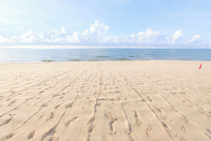 Beach 104 of 139