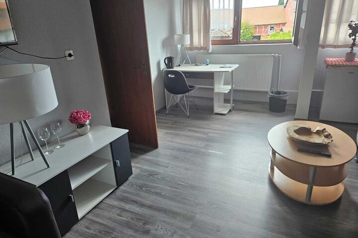 Room 3 of 41