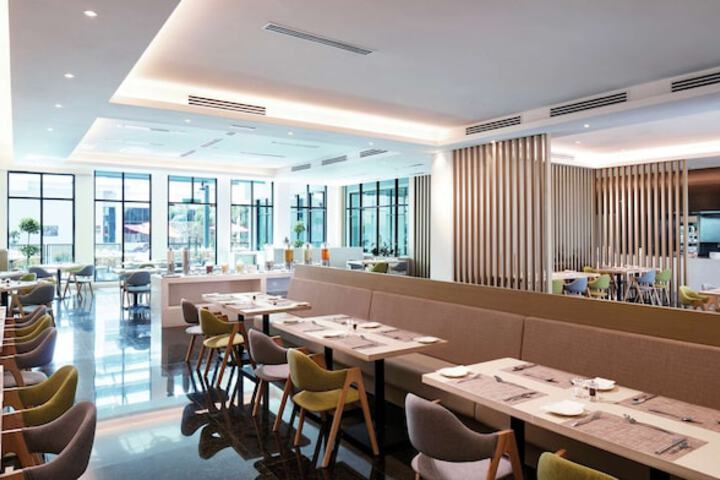 Dining Photos