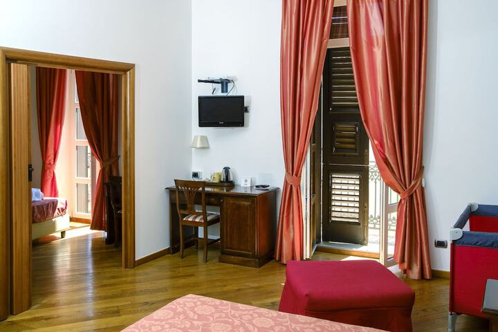 Room 14 of 47