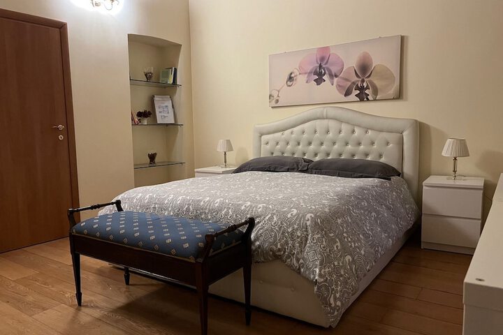 Room 10 of 39