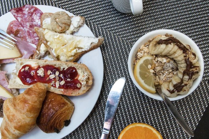 Breakfast/Coffee Service 36 of 45
