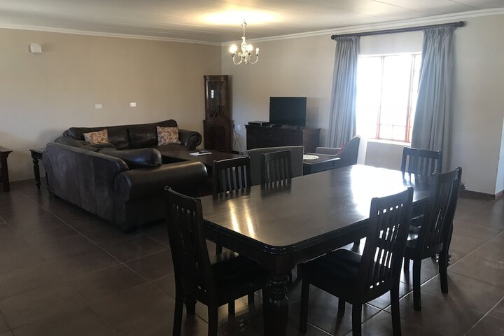 Room 12 of 23