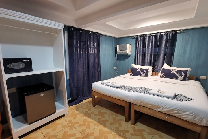 Room 11 of 125