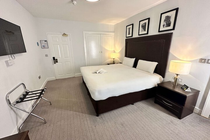 Room 16 of 63