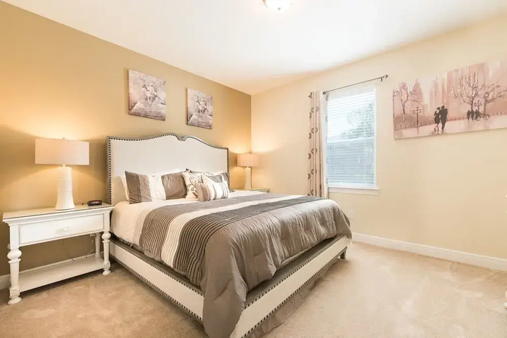 Room 3 of 25