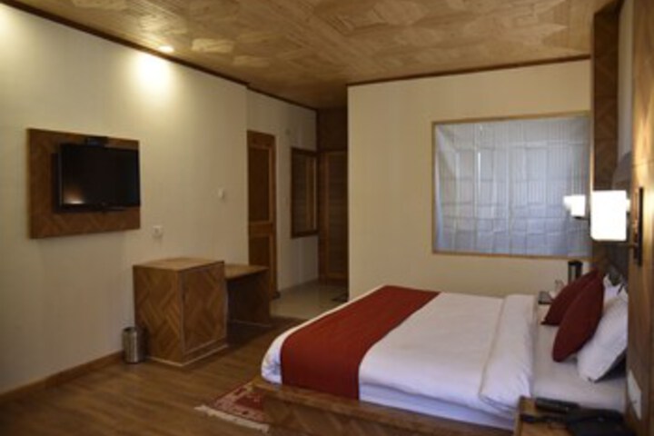 Room 20 of 20