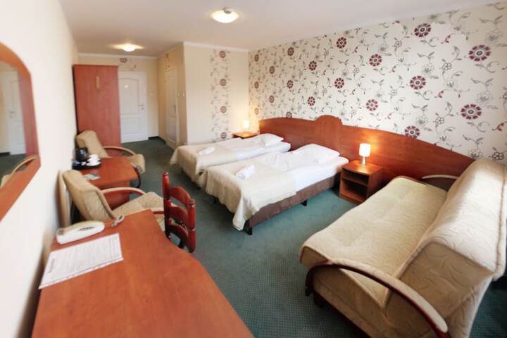Room 15 of 52