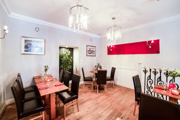Dining 44 of 55