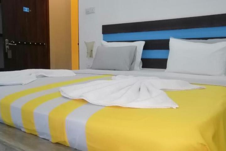 Le Petit Hotel & Restaurant