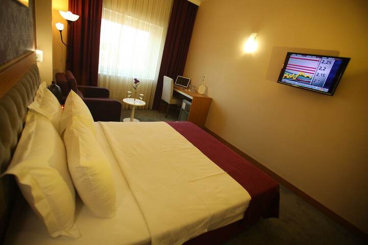 Room 14 of 47