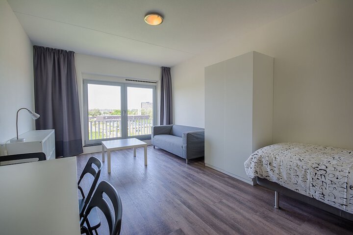 Room 16 of 29