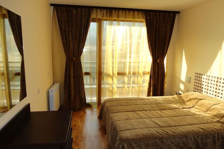 Room 21 of 68