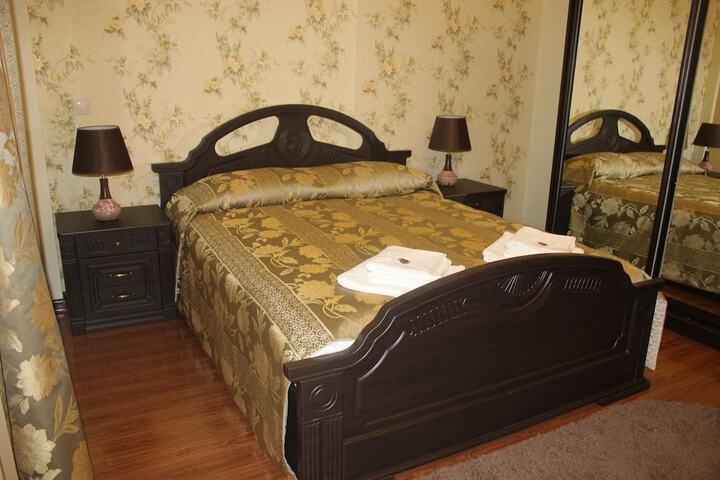 Room 22 of 38