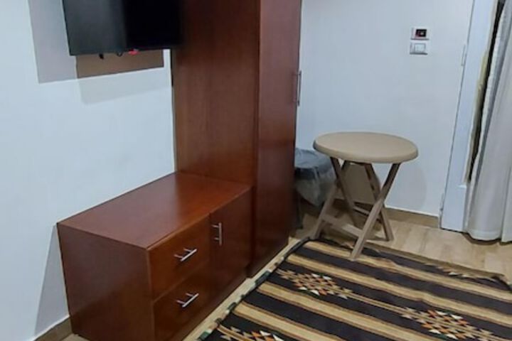 Room 9 of 61
