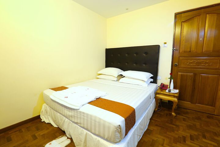 Room 21 of 72