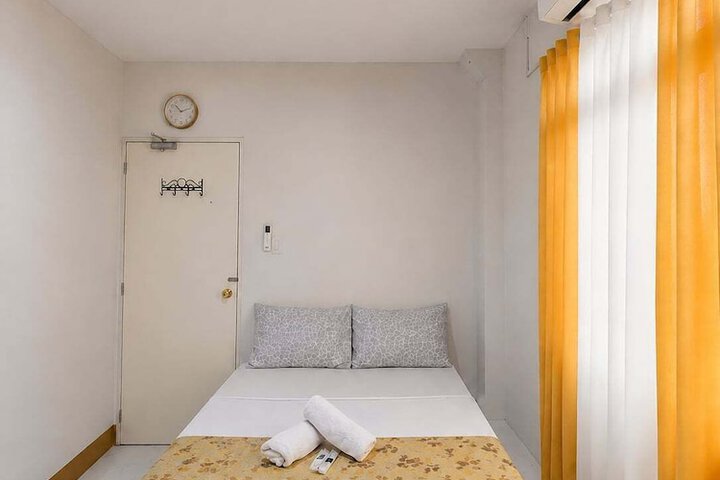 Room 6 of 20