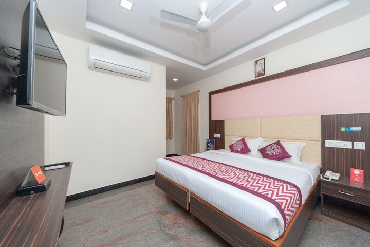 Room 12 of 24
