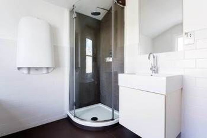 Room 4 of 22