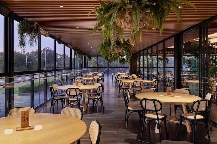 Dining Photos
