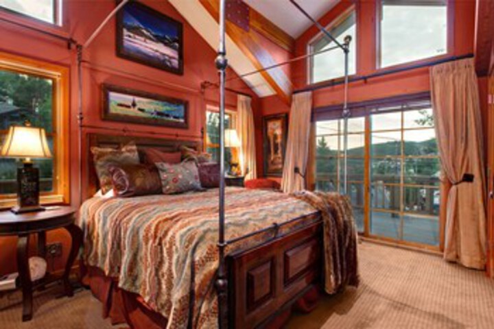 Room 27 of 31