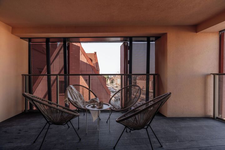 Terrace/Patio 9 of 298