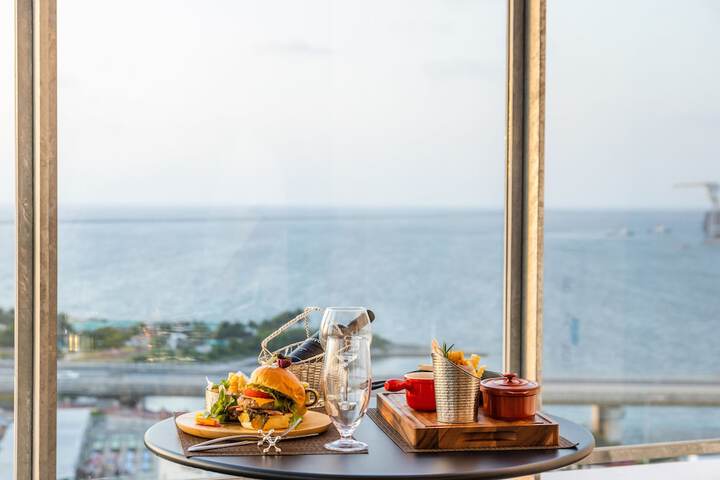 Dining 86 of 138