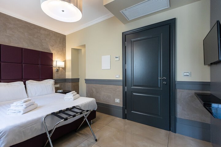 Room 61 of 222