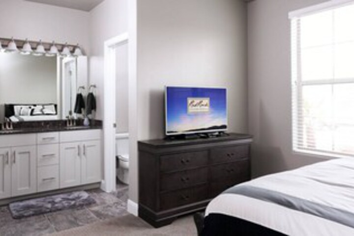 Room 35 of 38