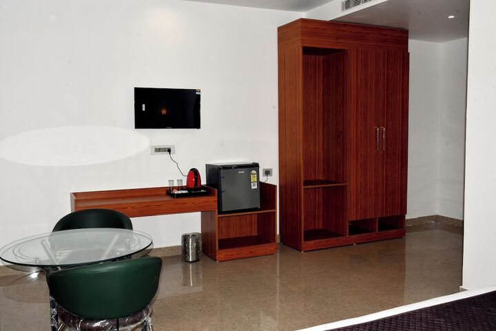 Room 29 of 94