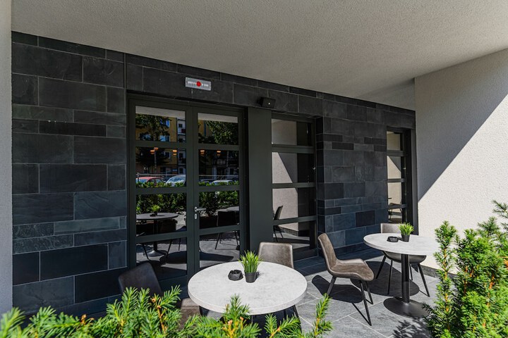 Terrace/Patio 71 of 131