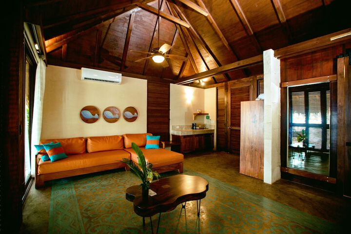Room 40 of 130
