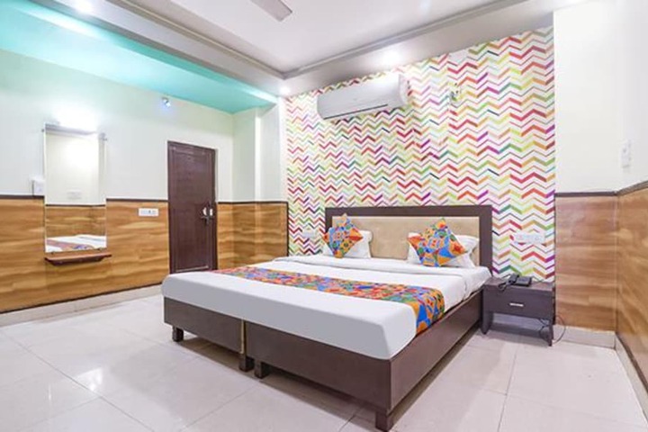 Room 16 of 29