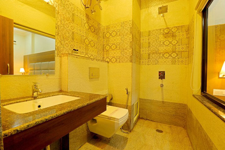 Room 23 of 36
