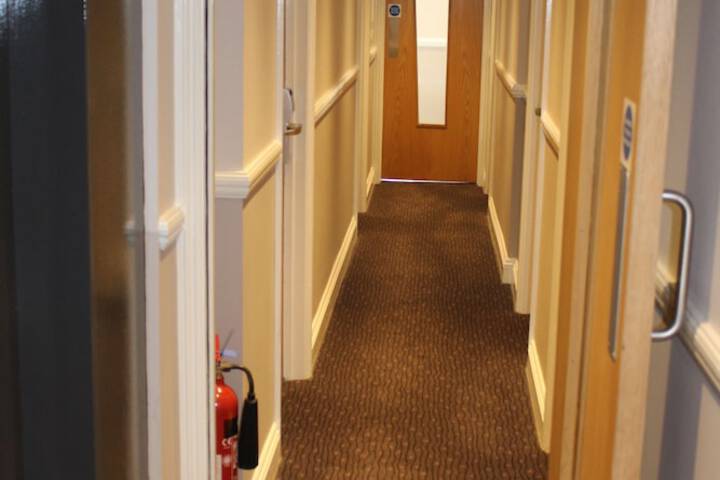Ballroom/Hall 98 of 109