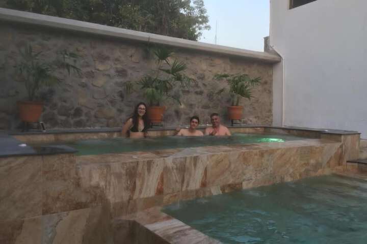 Pool 14 of 26