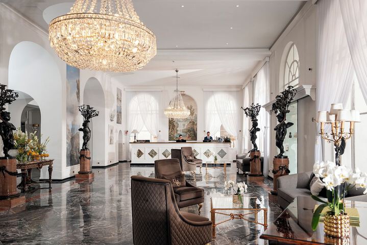 Guest Lobby