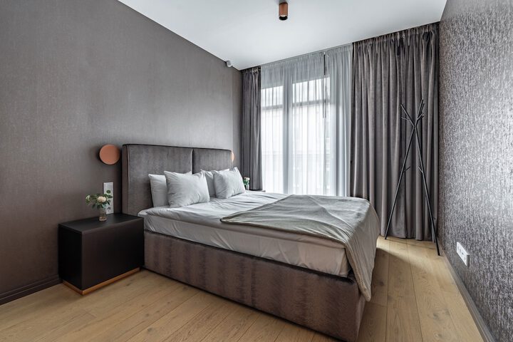 Room 34 of 76