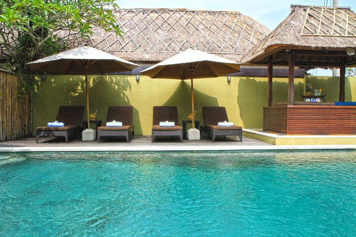 Pools & Facilities
