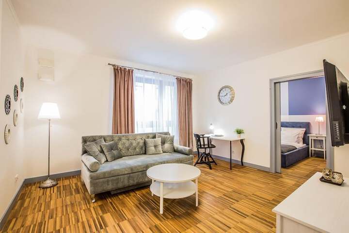 Room 30 of 140