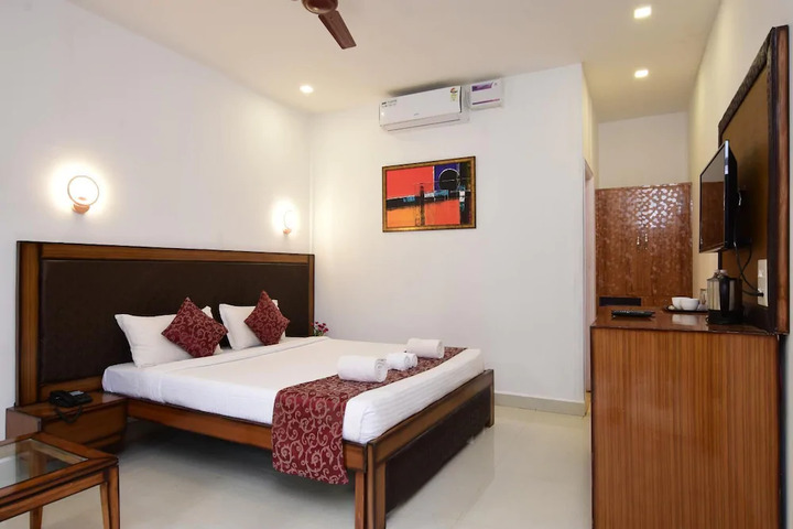 Room 3 of 5