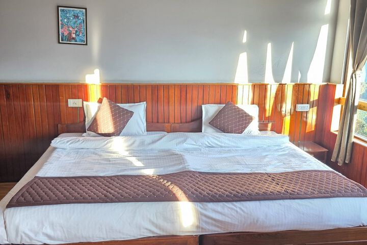 Room 13 of 54