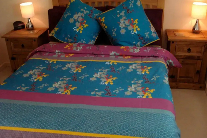 Room 4 of 14