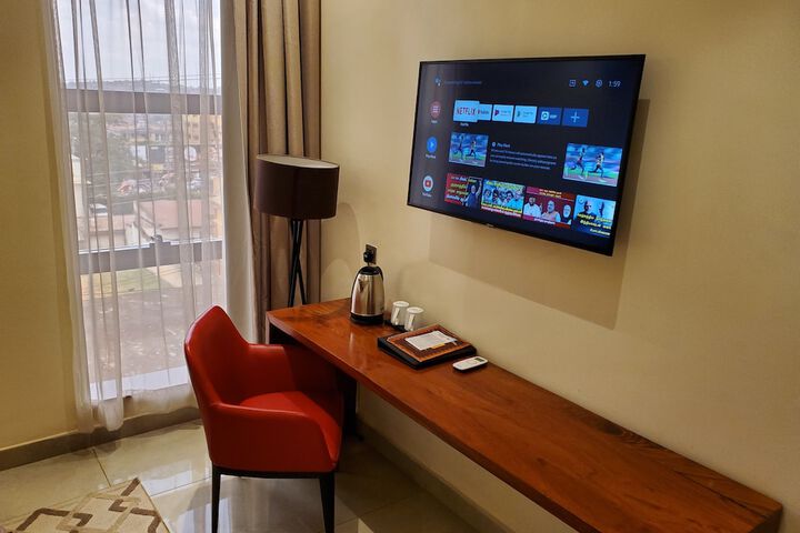 Room 11 of 52