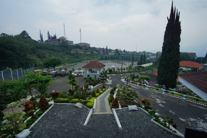 Hotel 76 of 80