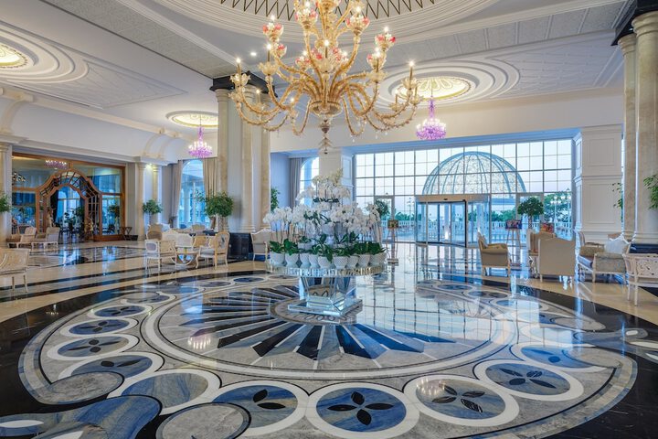 Hotel Interior 4 of 226