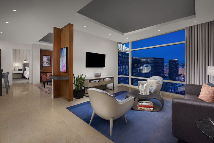 Room 15 of 52